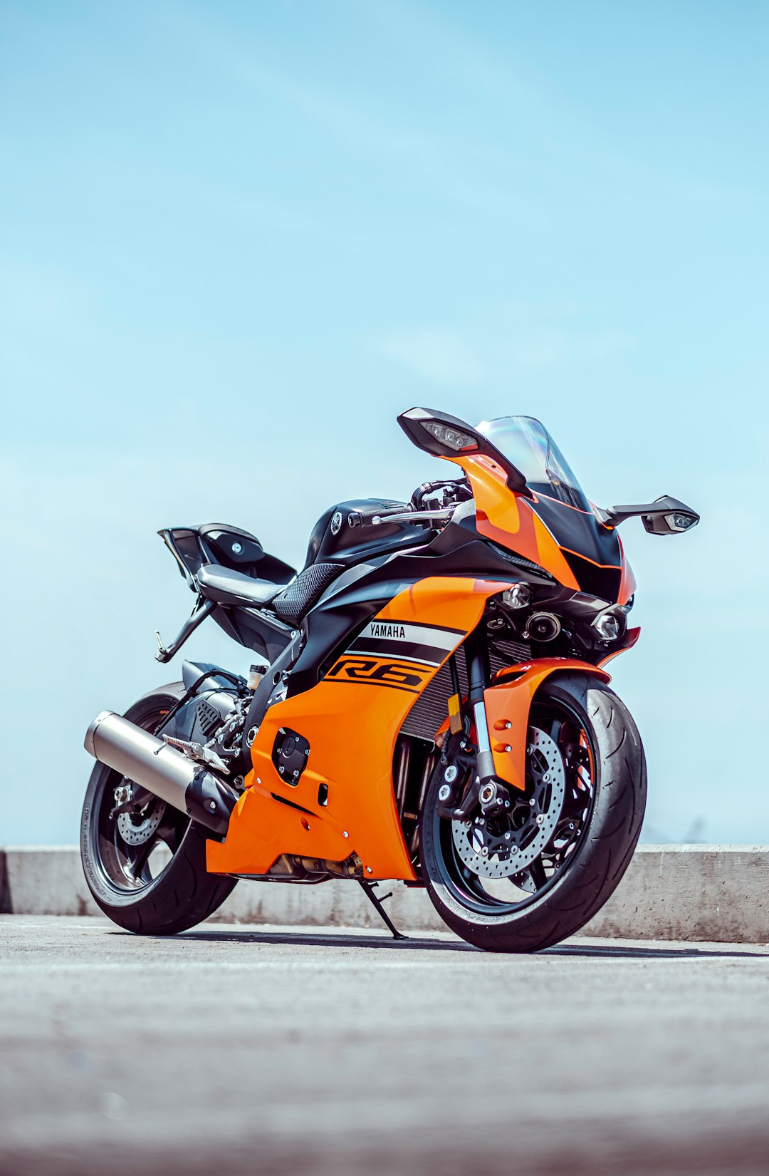 2020 Yamaha R6 Molten Orange